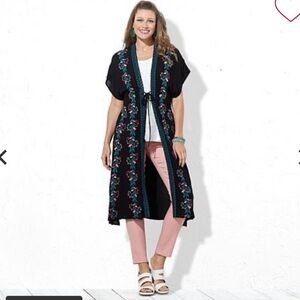 Curations Black Kimono Embroidered Floral PM